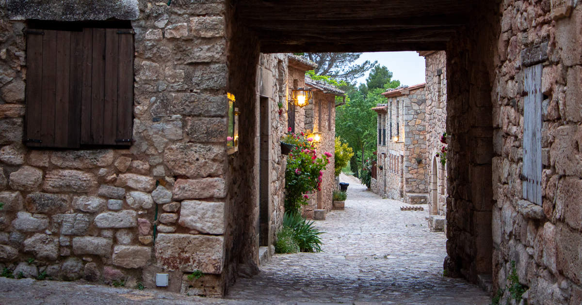 Por qué este pueblo de Tarragona es el más bonito al que viajar este marzo