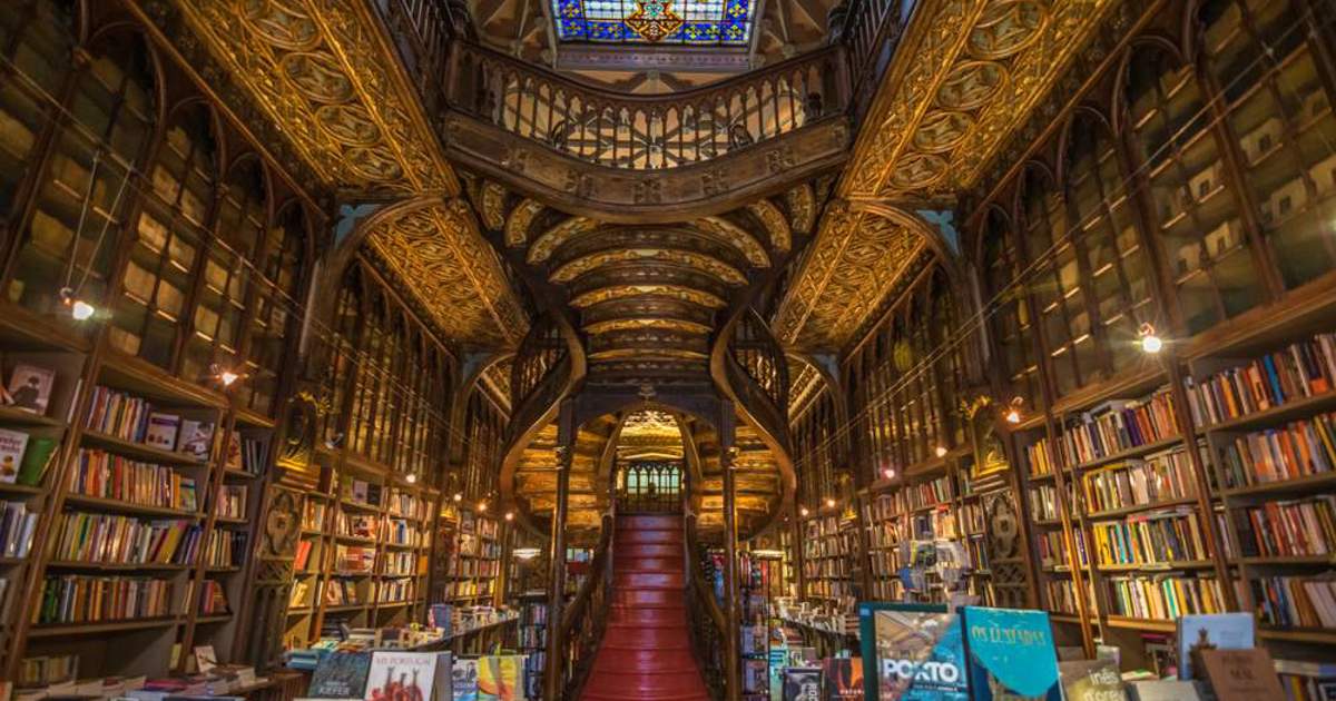 Todo lo que tienes que saber sobre Lello, la librería-monumento de Oporto