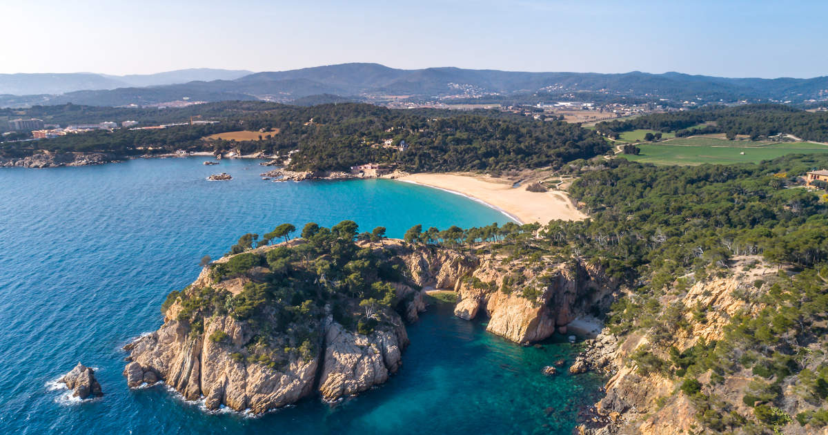 Las veinte mejores playas de Cataluña para remojarse este verano