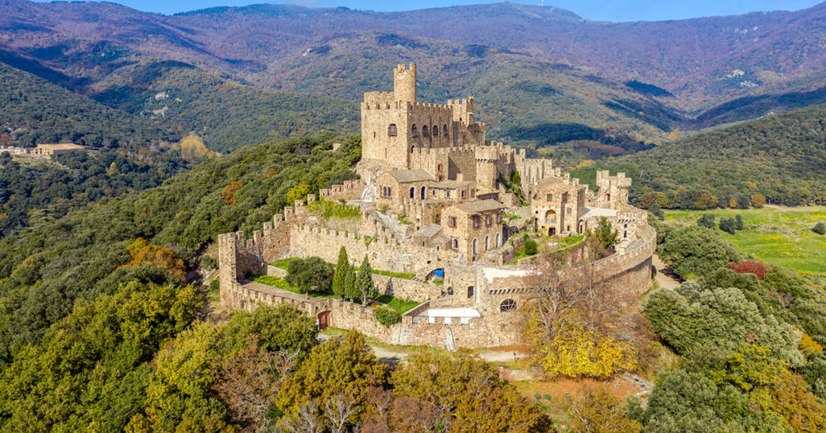 Once castillos de Girona no muy conocidos y sorprendentes