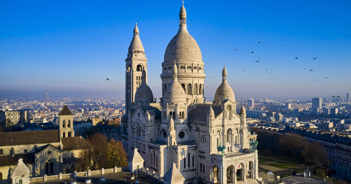 Sacré-Coeur, la iglesia que tiene París rendido a sus pies